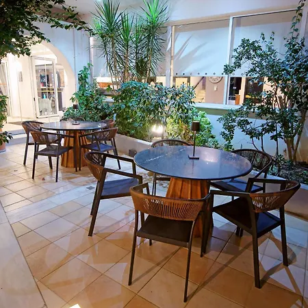 ホテル キパリシア ビーチ 3*