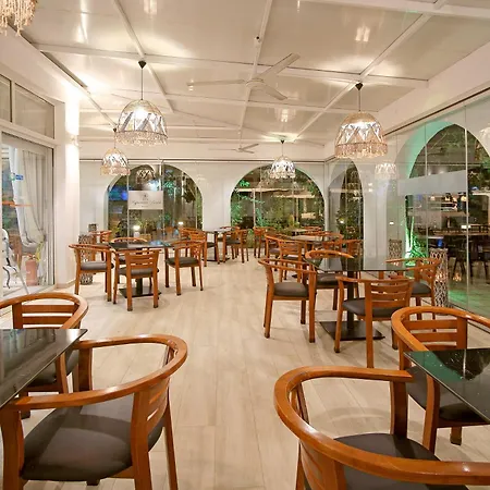 Kyparissia Beach Hotel