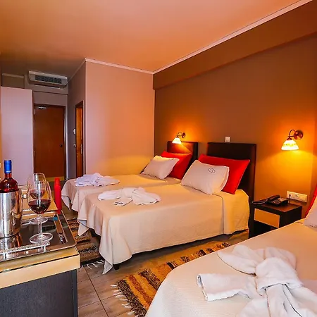 Szálloda Kyparissia Beach Hotel 3*