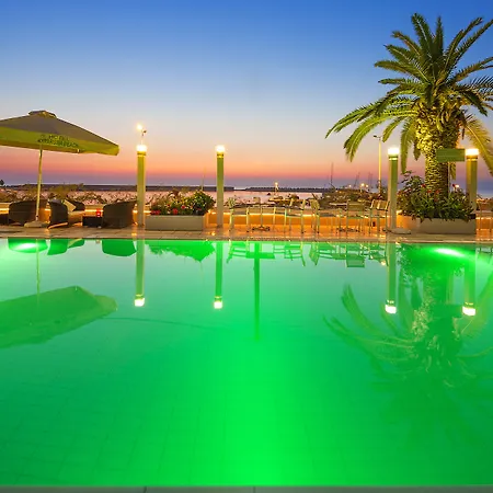Hotel Kyparissia Beach Hotel