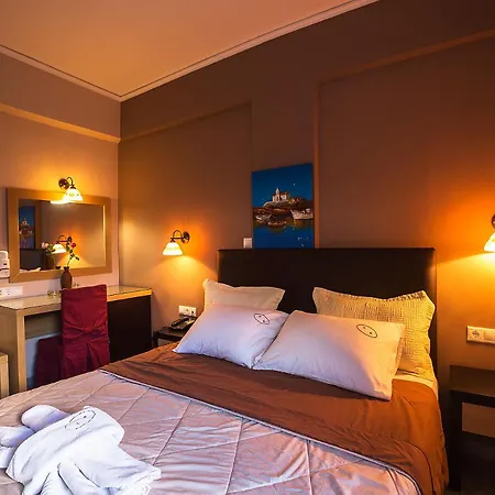 Hotel Kyparissia Beach Hotel 3*