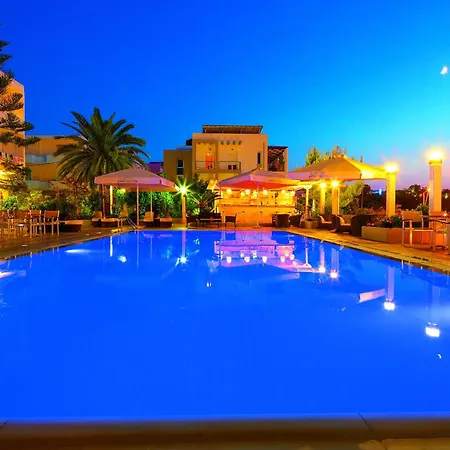 キパリシア ビーチ ホテル 3*