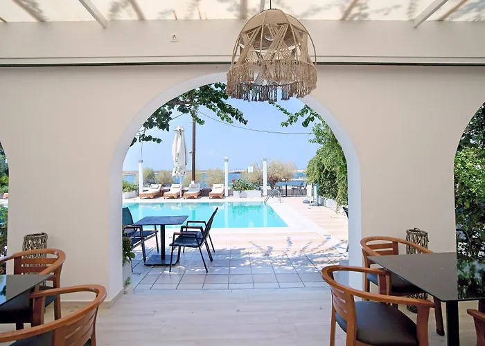 Kyparissia Beach Hotel Hotel 3*