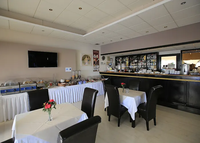 Kyparissia Beach Hotel Szálloda